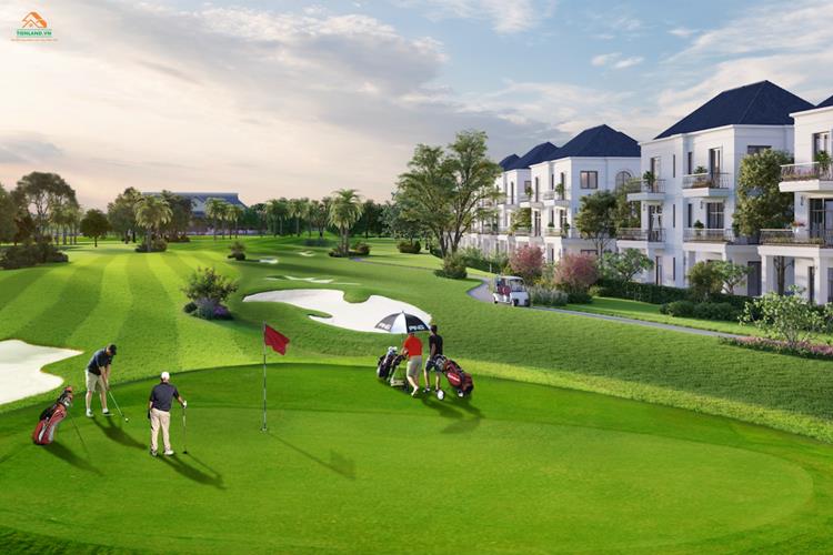 West Lakes Golf & Villas toạ lạc tại vị trí đắc địa ven thành phố 