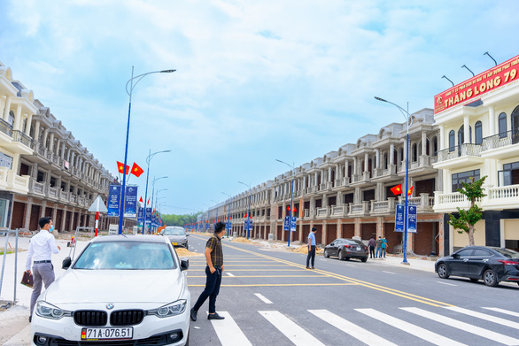 Hạ tầng nội khu đang ngày được hoàn thiện tại Thăng Long Central City