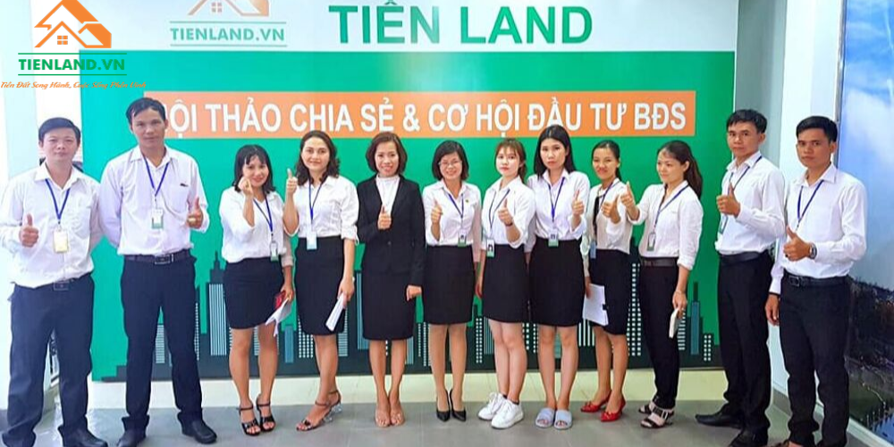 Đội ngũ môi giới chuyên nghiệp từ Tiền Land